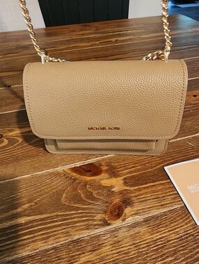 MICHAEL KORS Pebbled Leather Crossbody in Taupe with Gold Chain